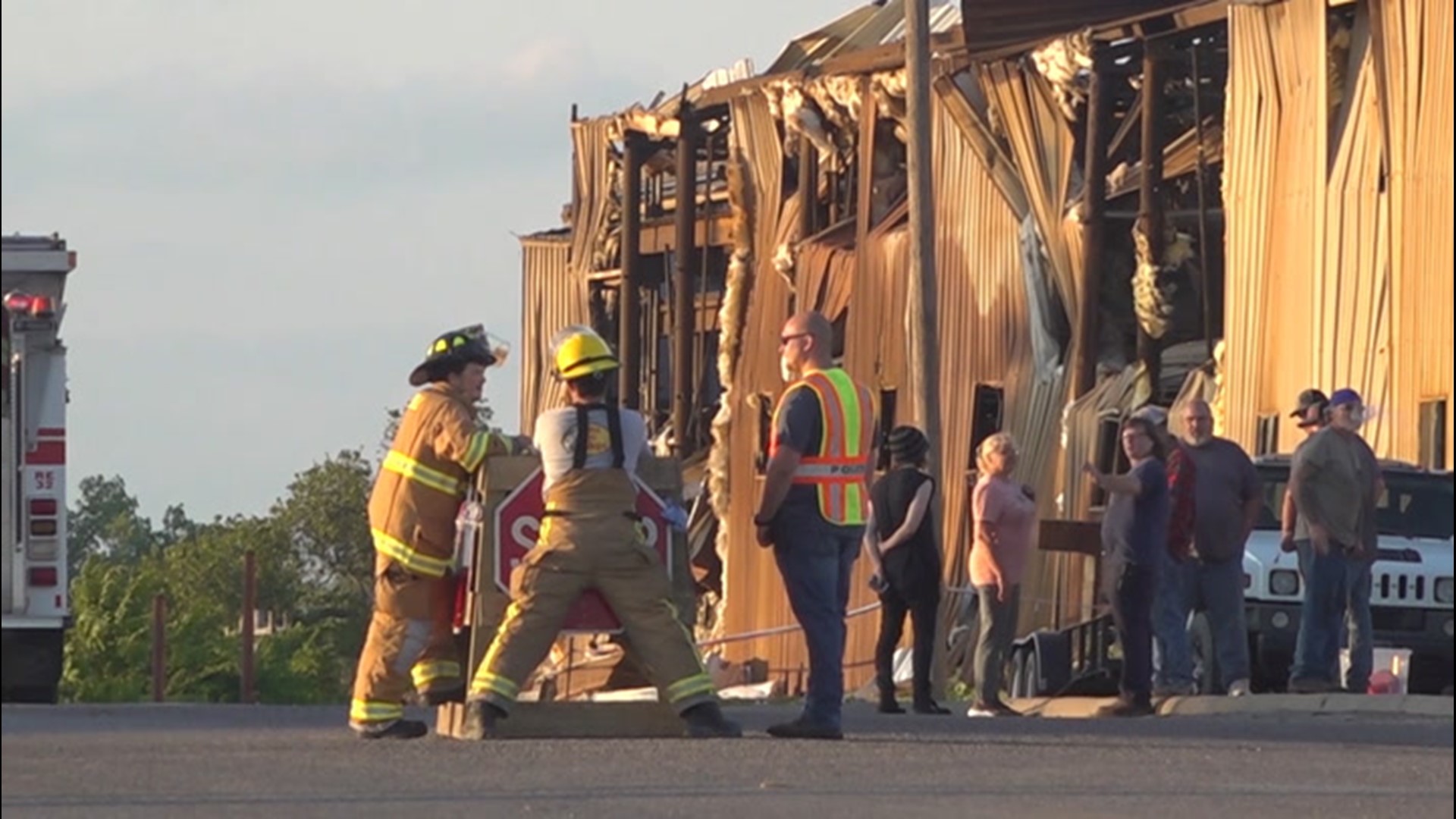 Twister destroys mobile homes, damages businesses
