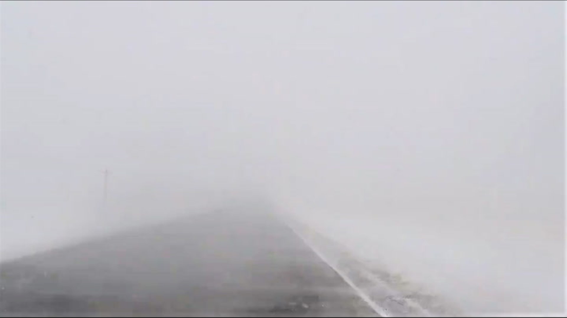 Snow Squall Triggers Whiteout Conditions On Highway 24 | Wbir.com