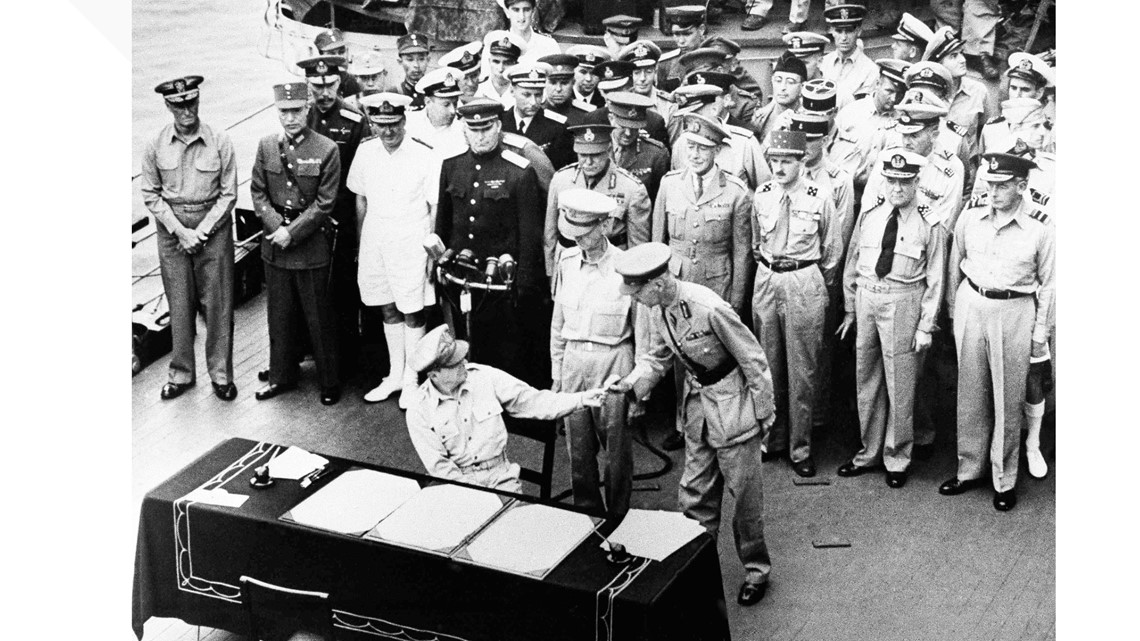 Photograph WWII Japanese Surrender Signing on the USS Missouri Year 1945 11x14