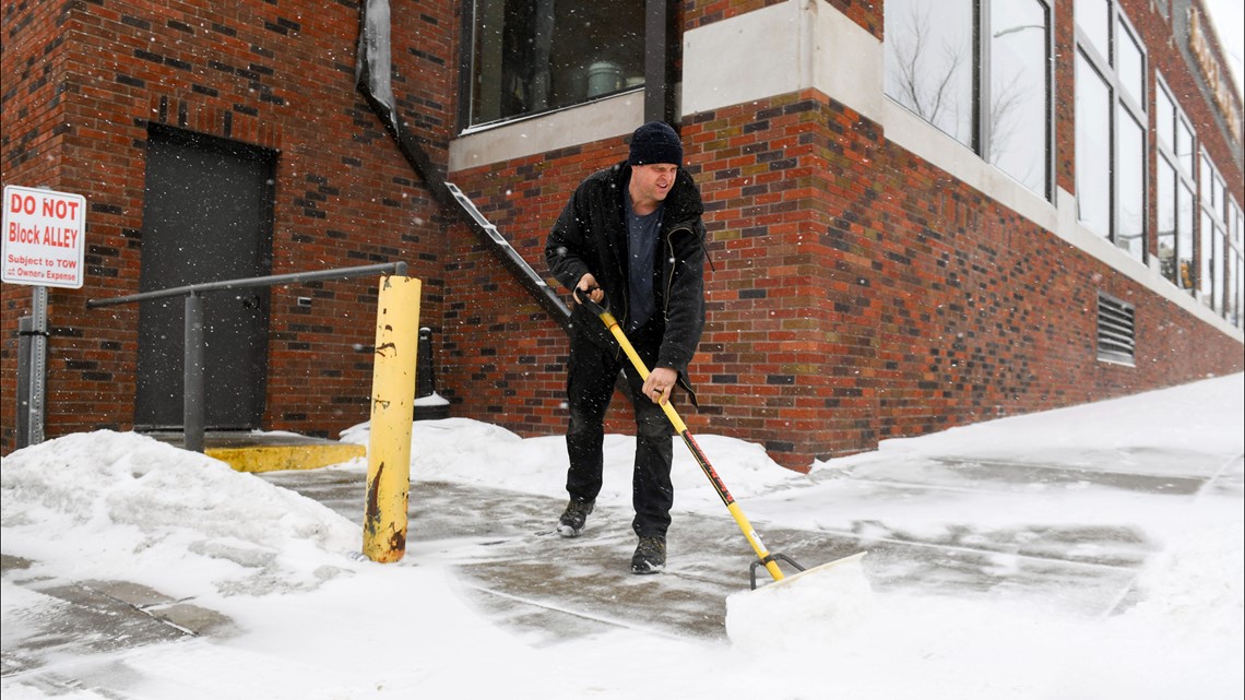 Winter storm: Parts of northern US shut down wild weather day - Vimarsana News