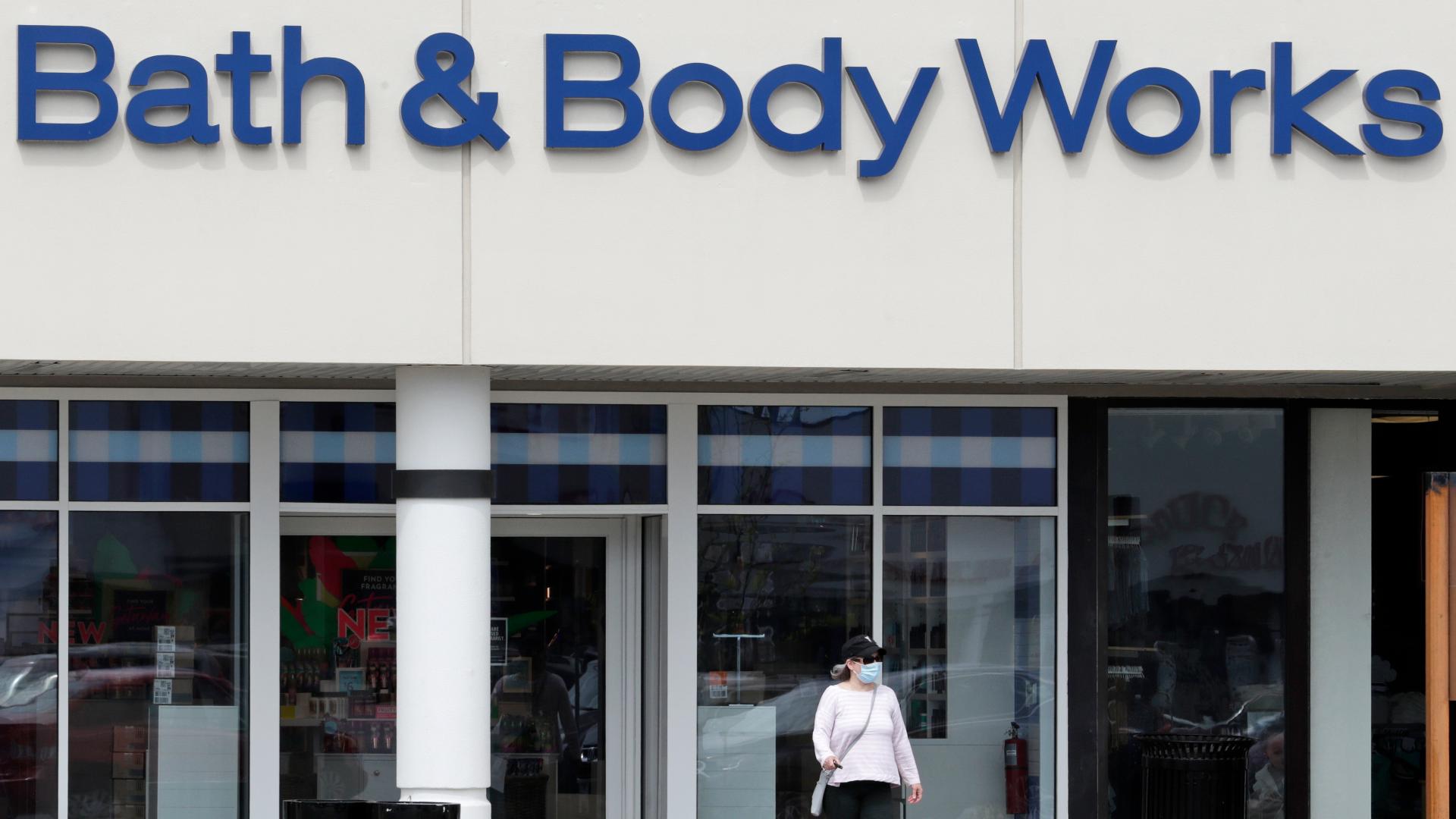 Bath & Body Works removes candle over KKK resemblance