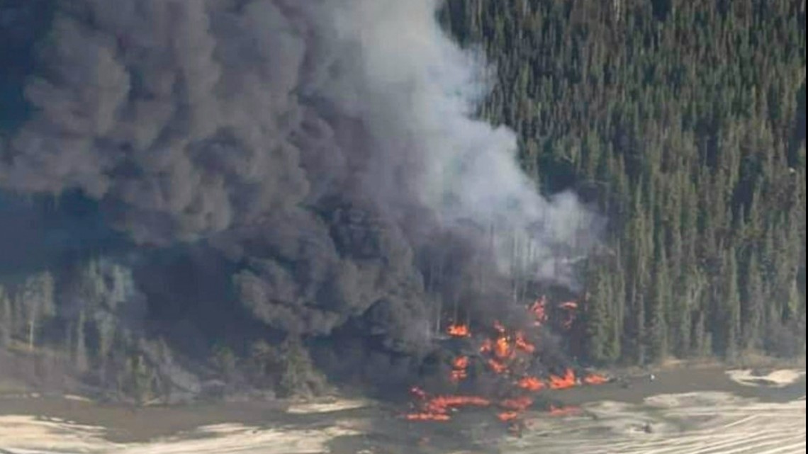 Plane crashes into river outside Fairbanks, Alaska - Vimarsana News