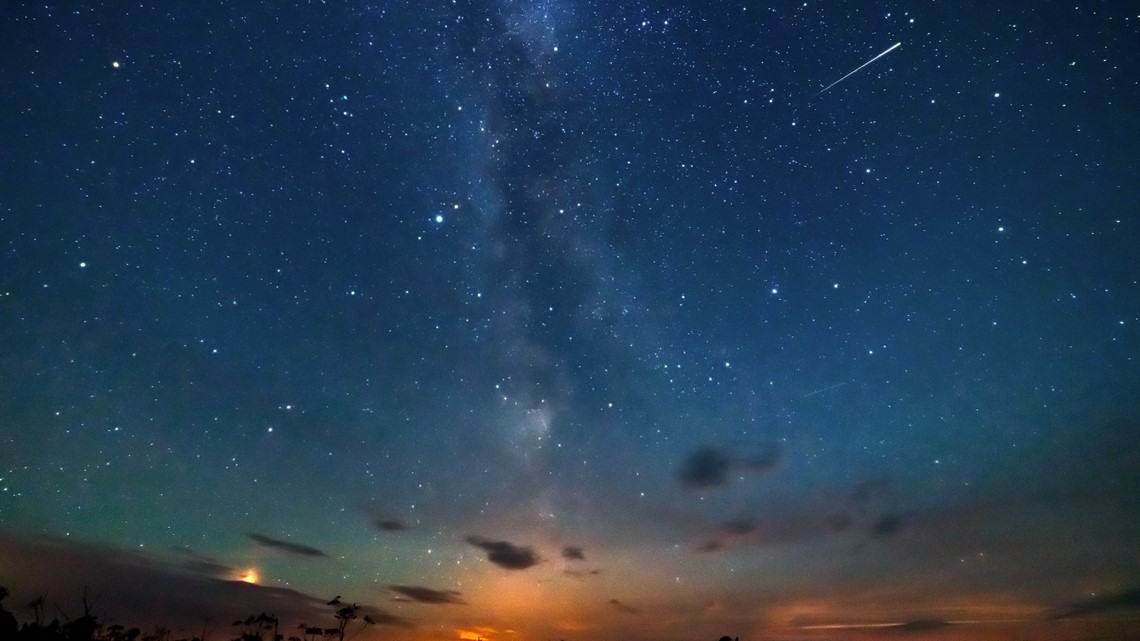 Geminids Meteor Shower 2021: How To Watch | Wbir.com