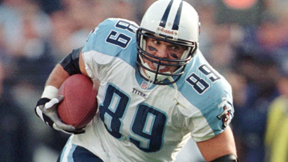 Frank Wycheck, former Titans tight end, dead at 52 - Vimarsana News