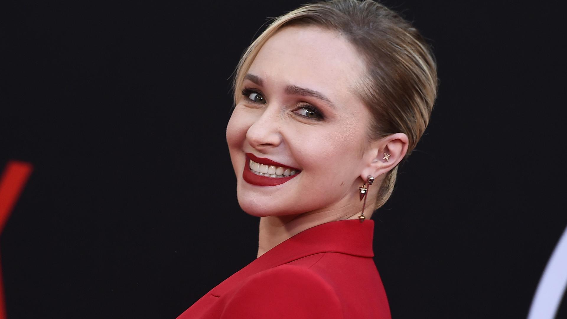 Bite Model Examples LIST: Here is what Hayden Panettiere acted in during her career | wbir.com