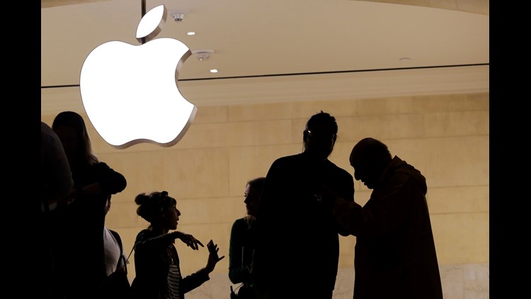 China inserted chips in Amazon and Apple hardware to spy