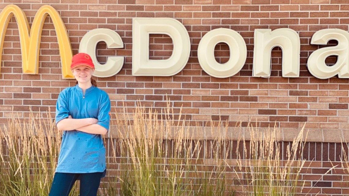 Teen jumps through McDonald's drive-thru to save choking woman - Vimarsana News