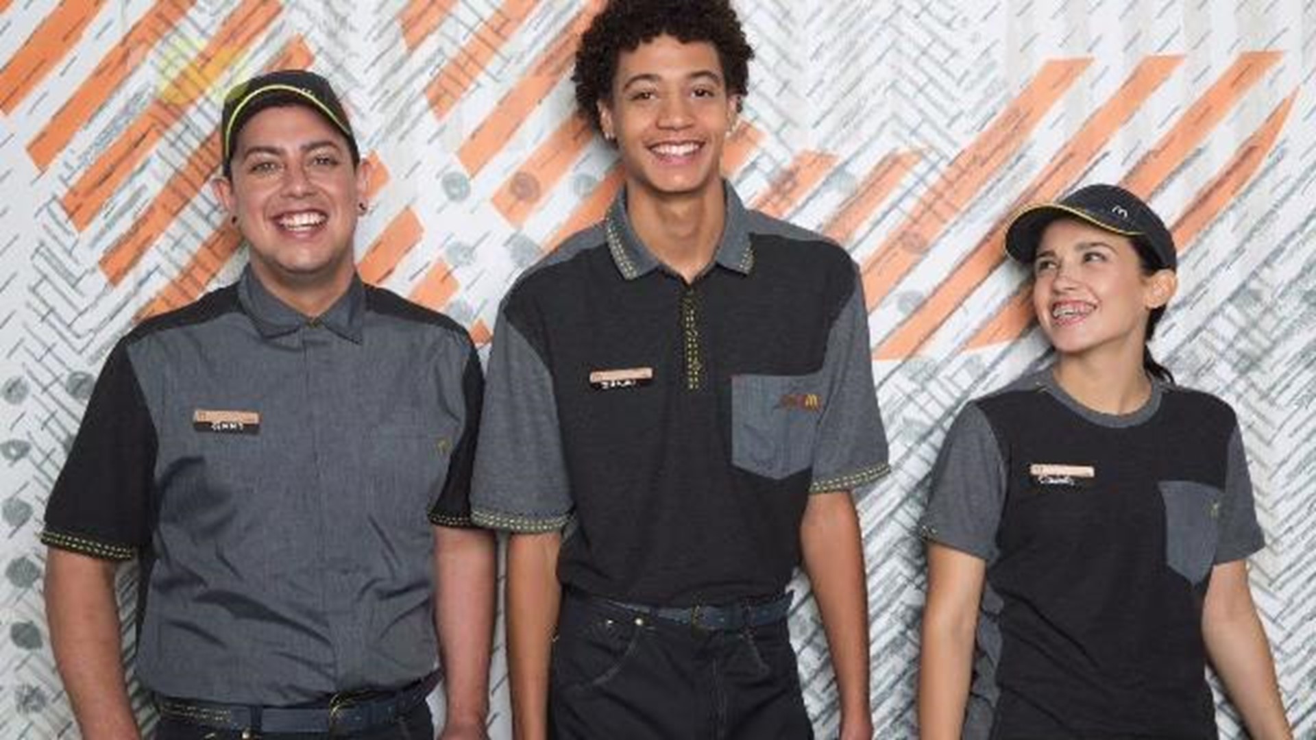 McDonald's just debuted their new uniforms and people on social media were quick to point out they look like something from a galaxy far, far away. Sean Dowling(@seandowlingtv) has more.
