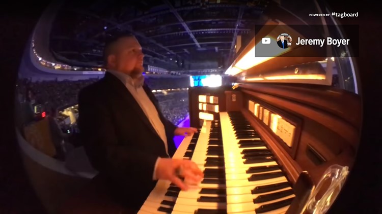 Watch: The St. Louis Blues organist plays ‘Gloria’ after clutch Game 6 win | 0