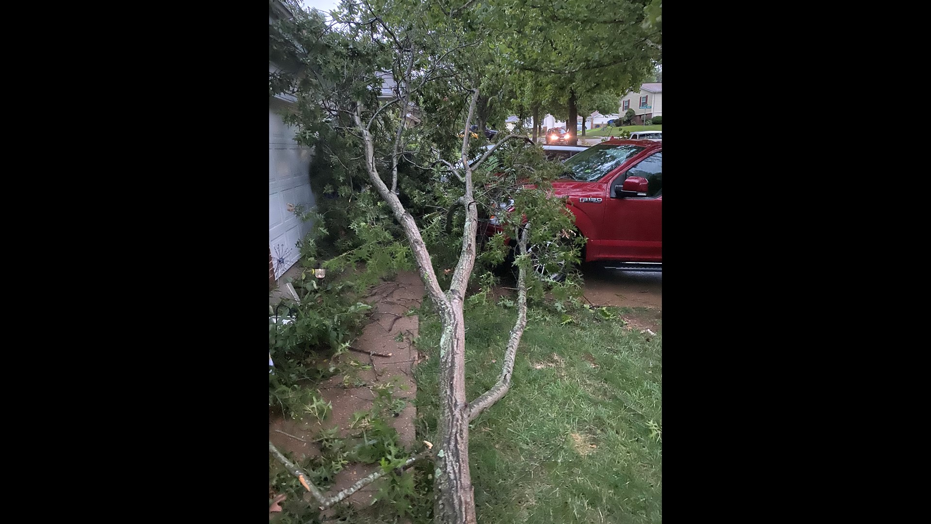 St. Louis weather photos: Monday night's storm, derecho ...