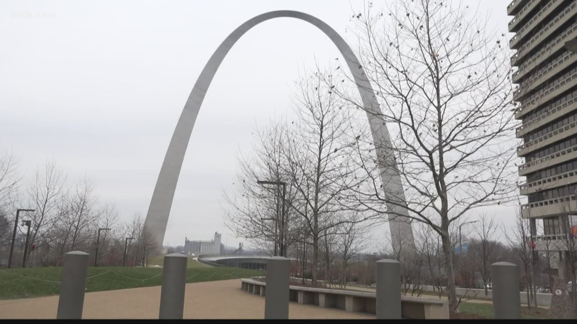 Gateway Arch reopens for first time in nearly 3 months | www.bagsaleusa.com
