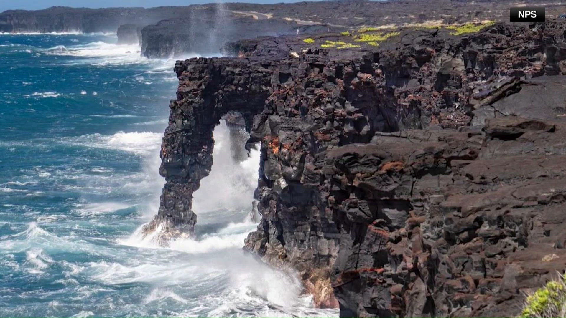 Iconic sea arch collapses at Hawaiʻi Volcanoes National Park | wbir.com