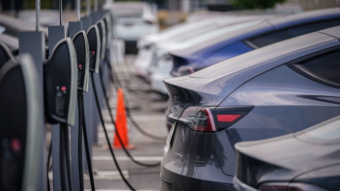 Will TN get more electric vehicle charging stations? - Vimarsana News