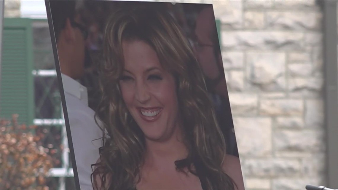Lisa Marie Presley Funeral at Graceland in Memphis | wbir.com