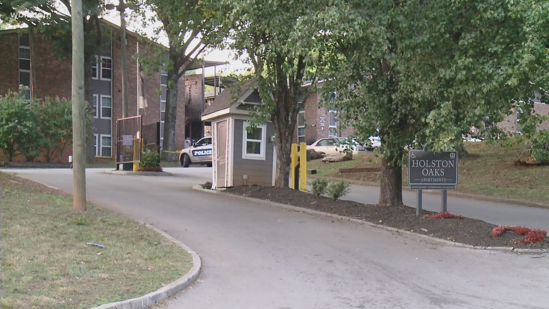 Knoxville police said that the shooting happened at around 5 p.m. Wednesday at the Holston Oaks Apartments.