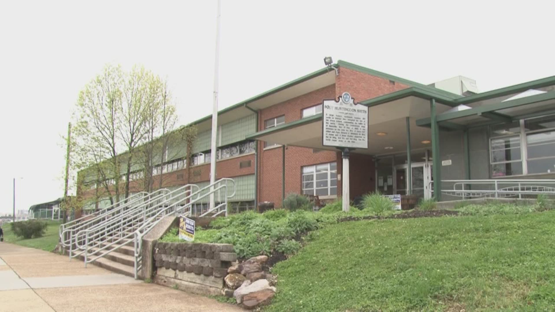 April 11, 2018: The Knox County Board of Education delayed a vote on the school district's proposed budget which would cut funding from magnet school programs and Project GRAD.