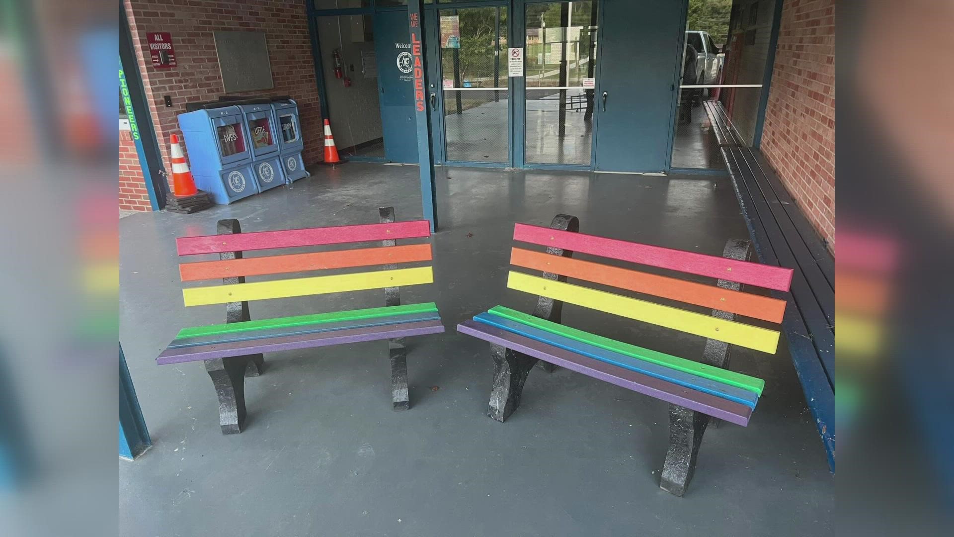 Dutch Valley Elementary School used recycled bottle caps to create colorful playground benches to encourage children to make friends.