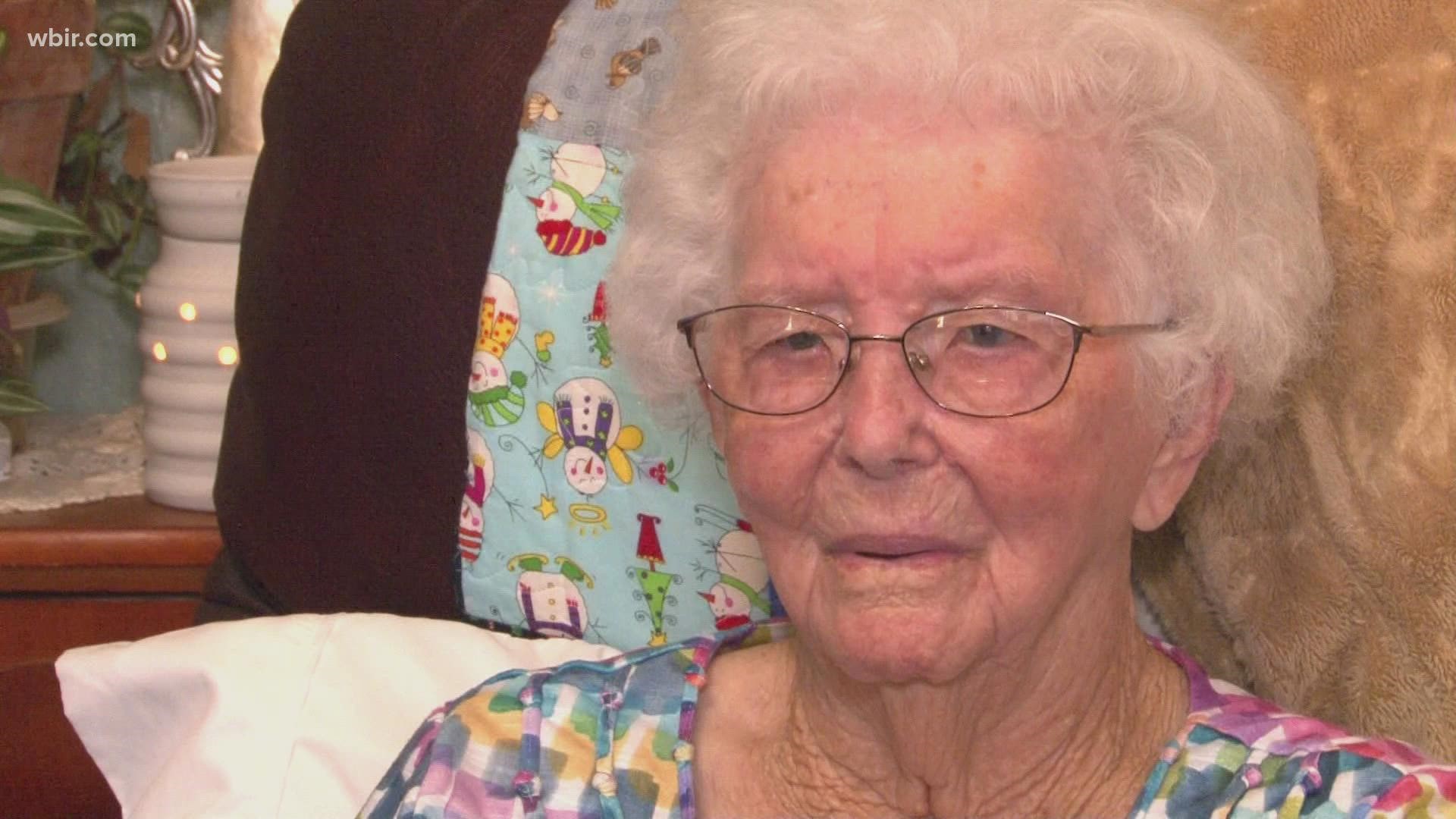 A Roane County woman has lived 56 million minutes and counting, and is now looking back on all the other Thanksgivings she celebrated.