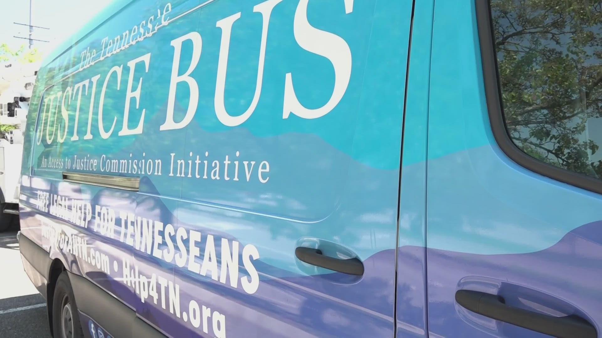 The Justice Bus is a Tennessee Supreme Court initiative that offers legal help all over the state.