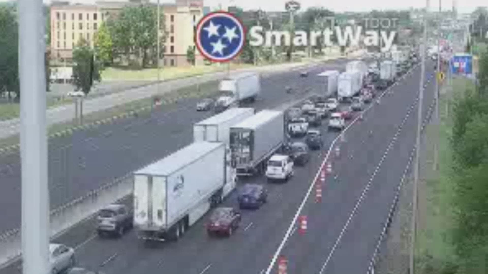 Traffic Delays continue this weekend as bridge work shuts down multiple lanes of I-40