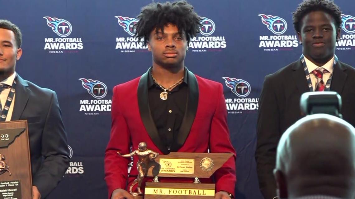 Tennessee Titans Mr. Football winner for 2022 season