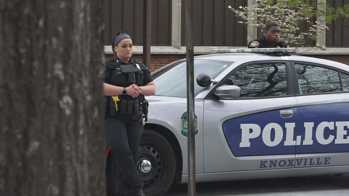 Board begins planning for future security agreement as mayor shows willingness to let KPD officers stay in schools on interim basis - Vimarsana News