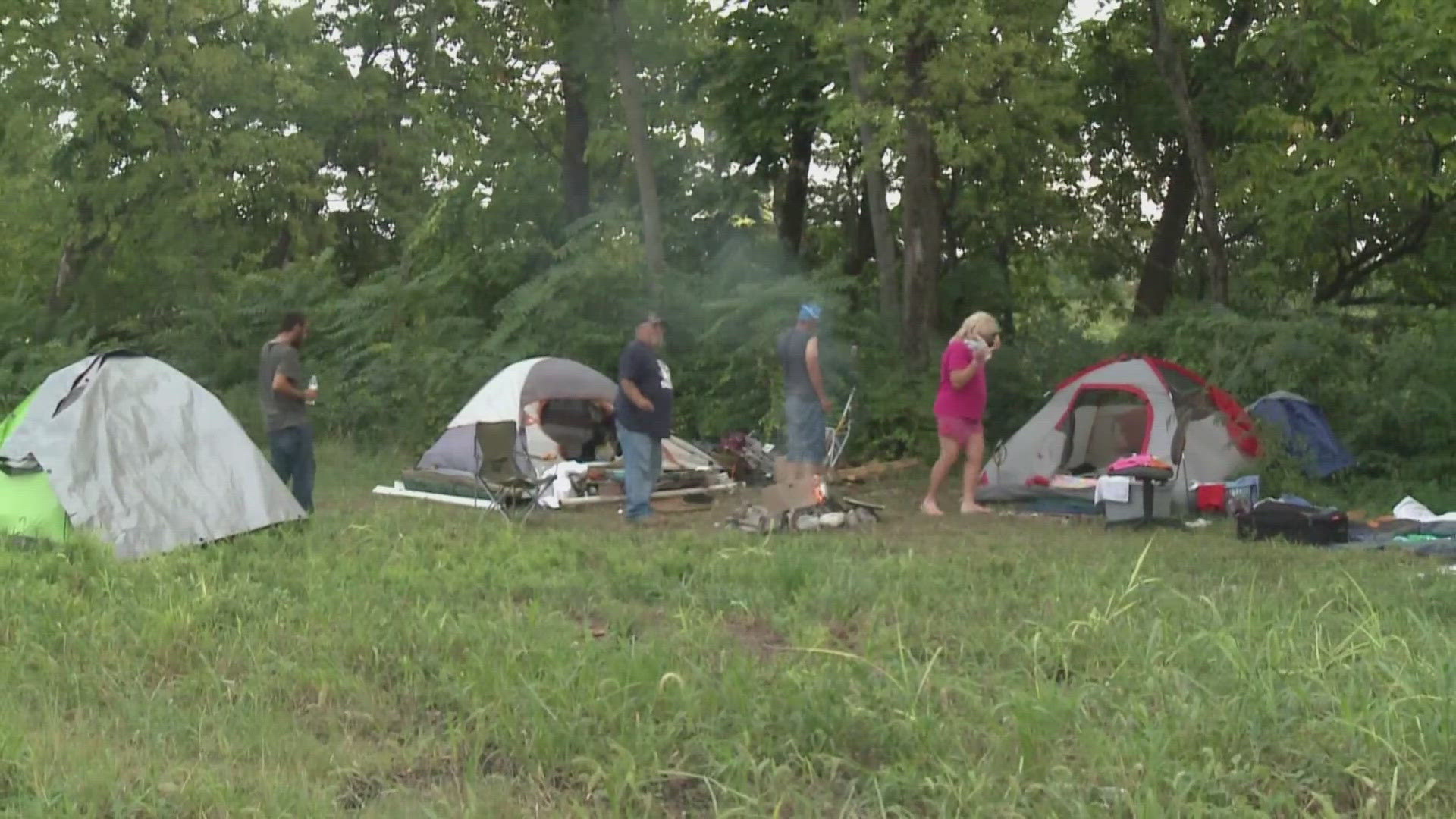 On Tuesday night, the Knoxville City Council approved providing more than $400,000 for emergency services for the unhoused.