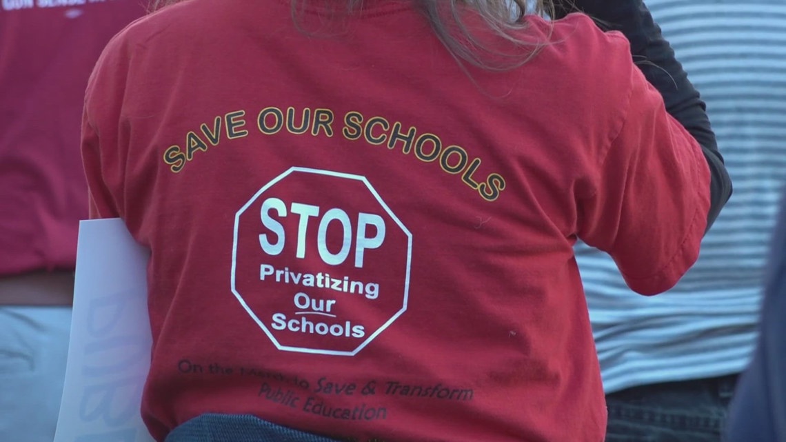 Rally urges Knox Co. Schools to formally oppose state proposal for universal school vouchers - Vimarsana News