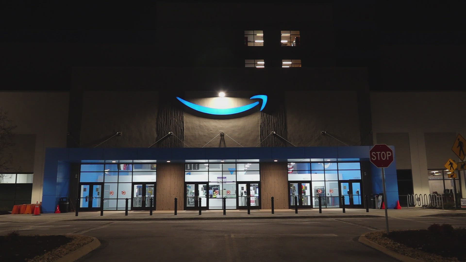 While most people are asleep, nearly 2,000 workers are busy inside Amazon’s TYS1 fulfillment center in Alcoa, ensuring packages are processed and ready for delivery.