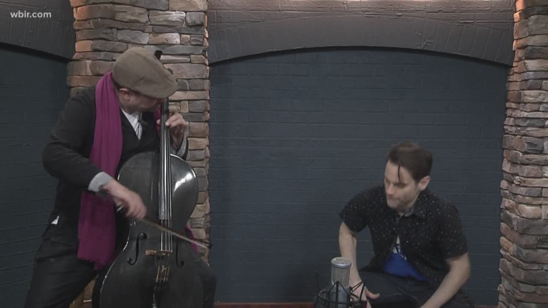 Chuck Palmer and Dave Eggar from Cellogram give us a live musical performance.