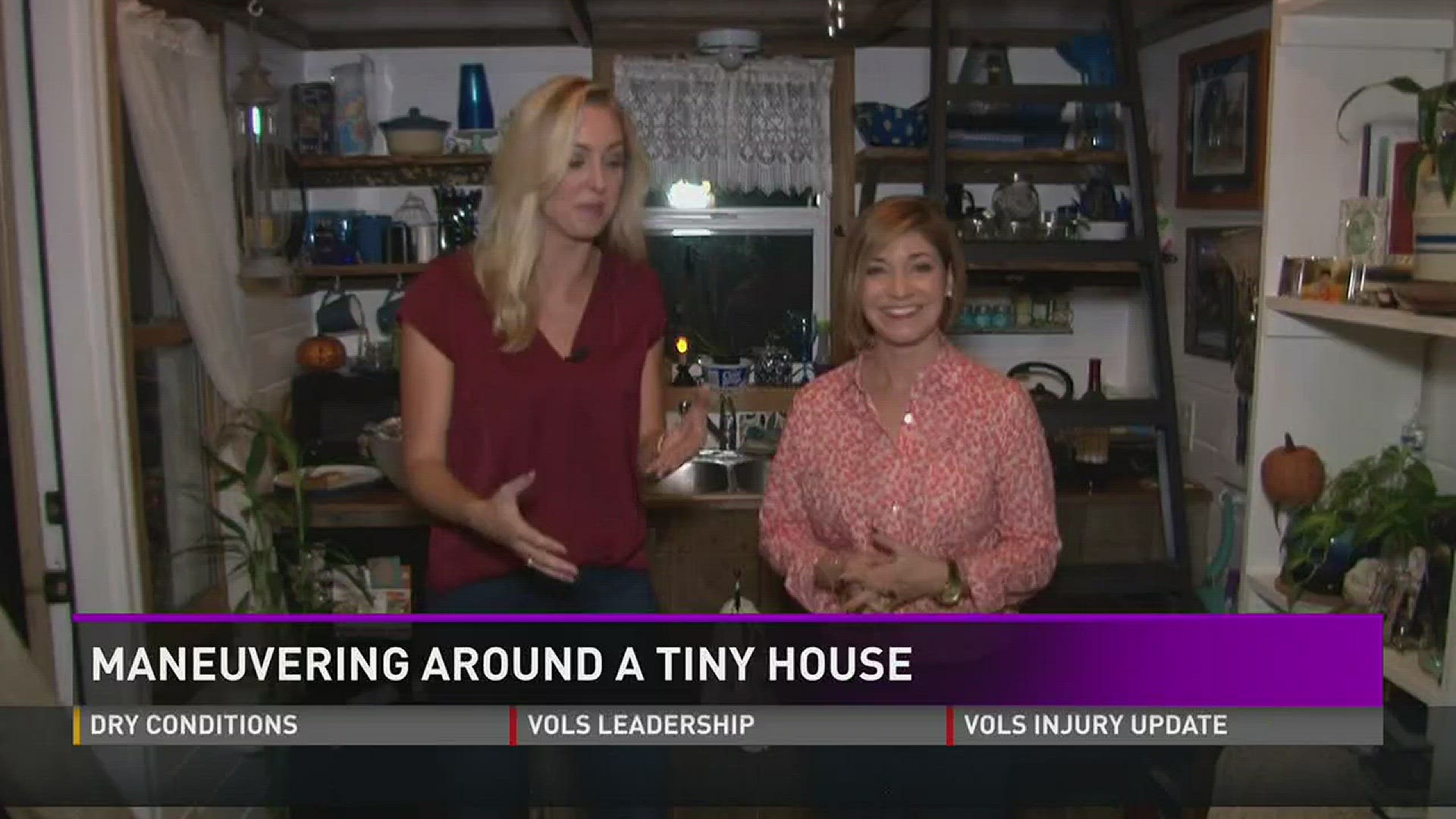 Nov. 7, 2016: 10News reporter Madison Wade and anchor Robin Wilhoit test out staying in a tiny home.