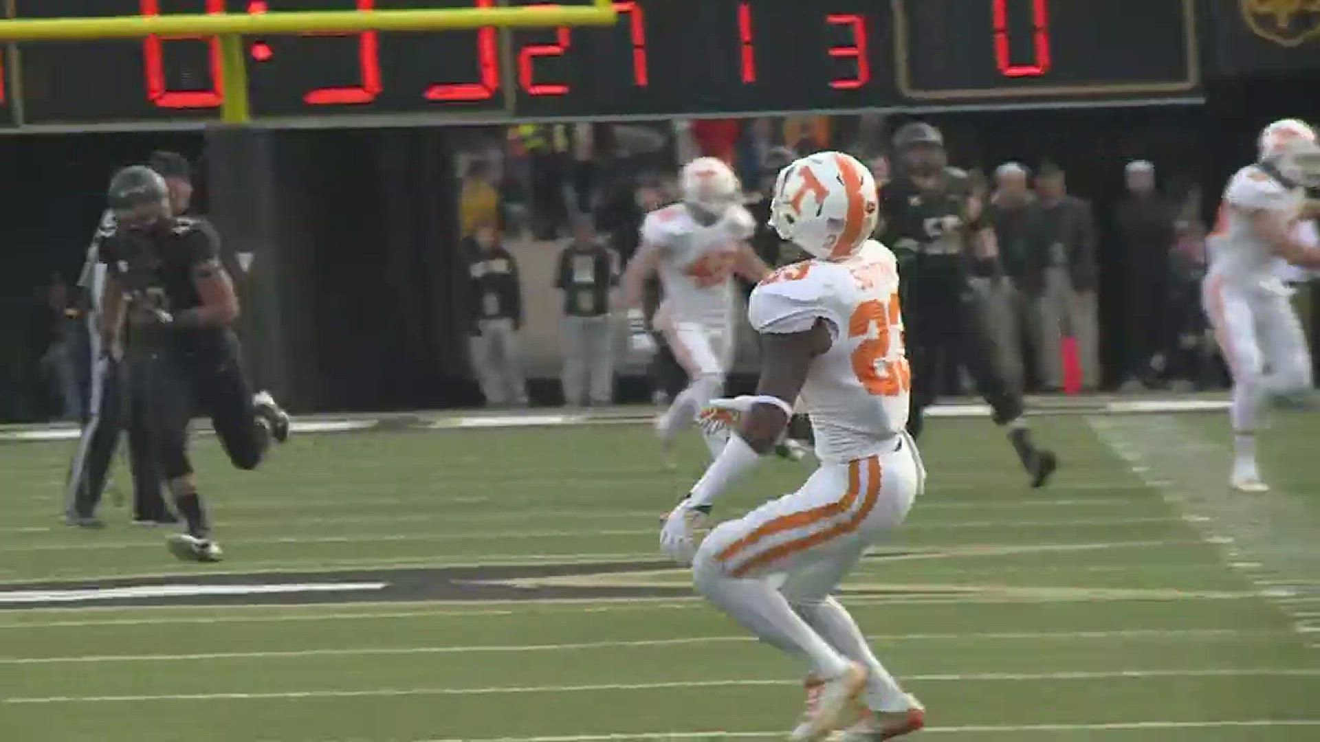 A quick look at Cam Sutton's time with the Vols.