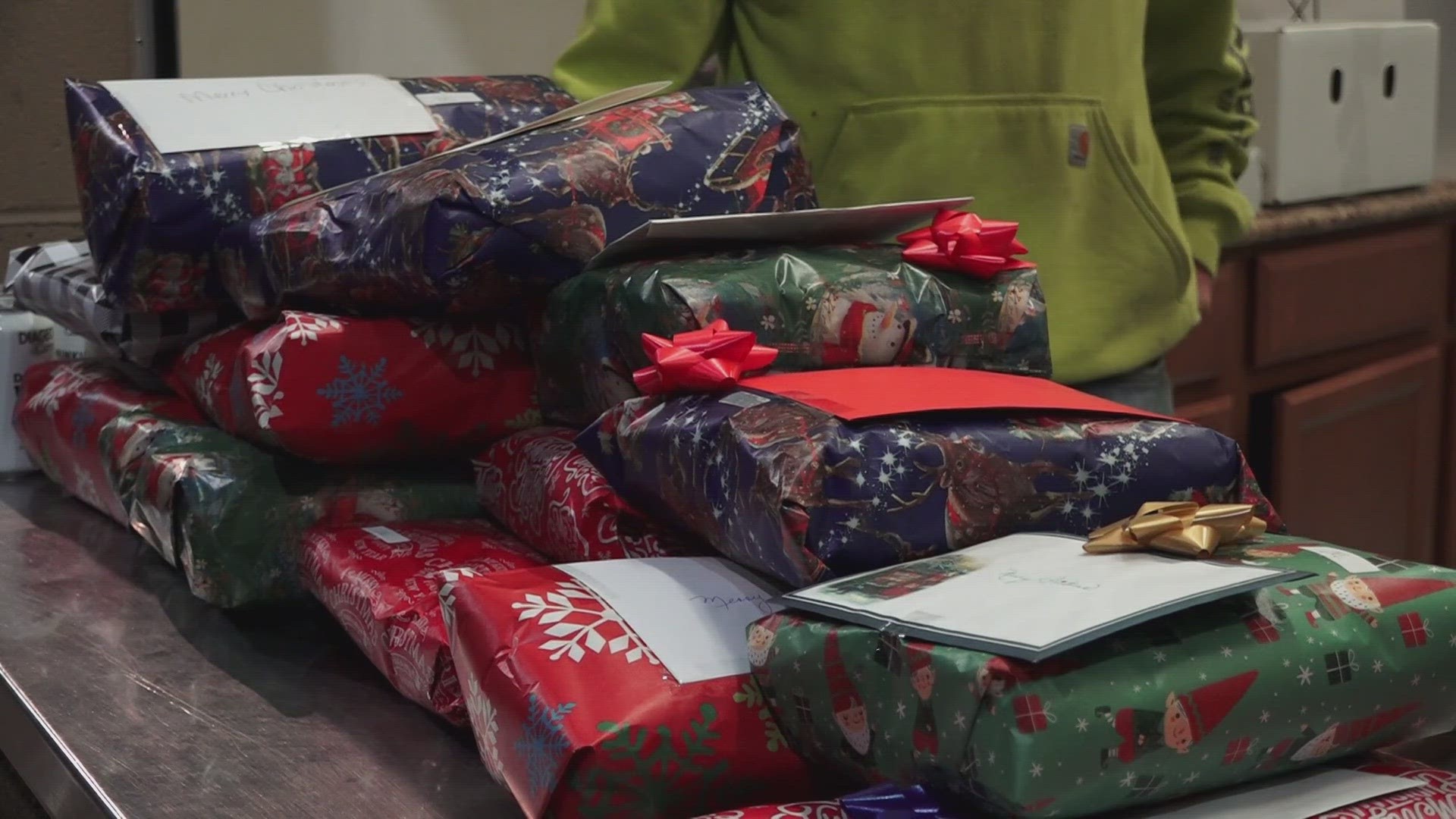 People had a chance to get Christmas gifts on Monday on North Broadway, near the Knox Area Rescue Ministries shelter.