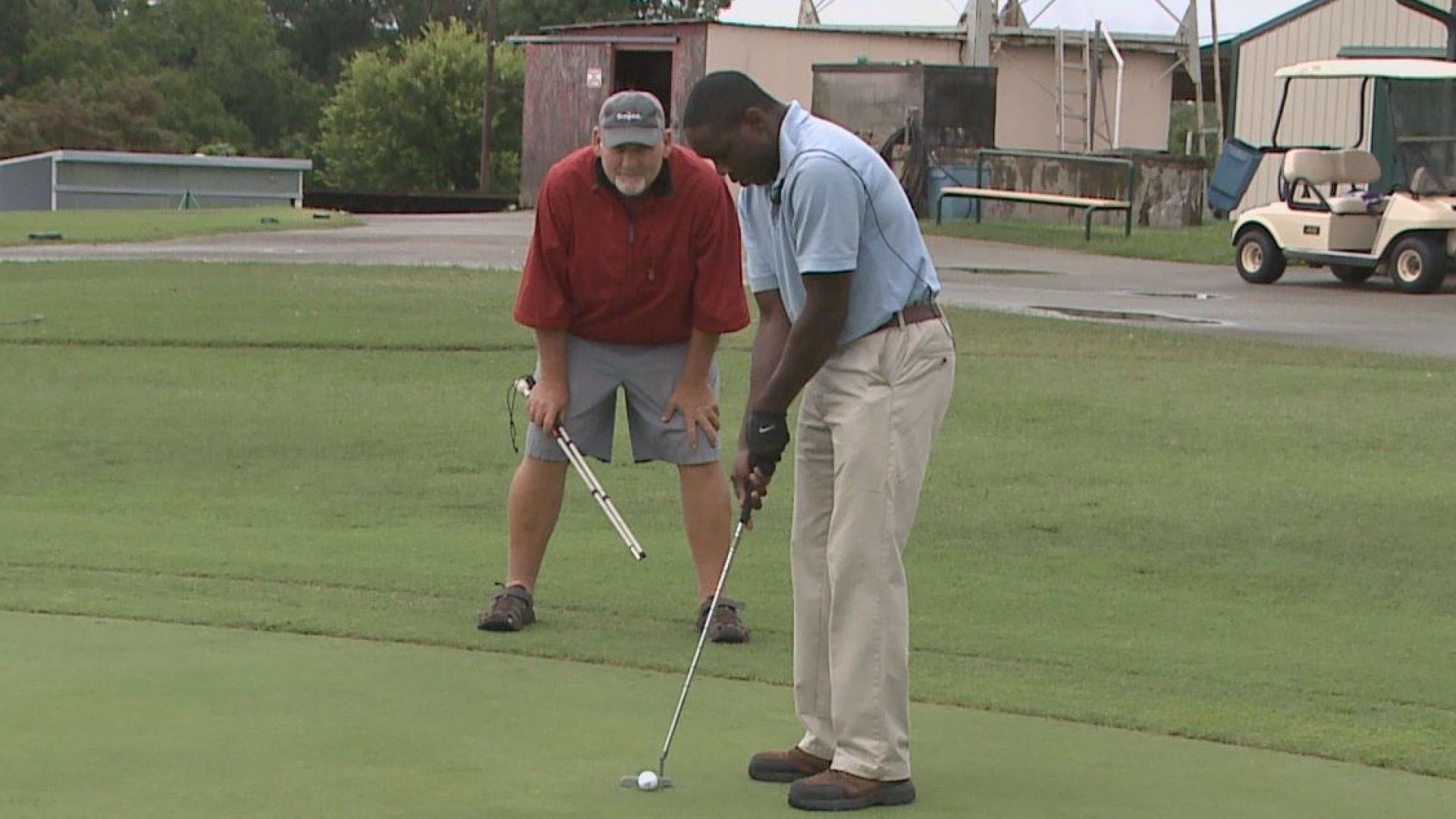 Blind golfer competes in gofd tournament to benefit VBI | wbir.com