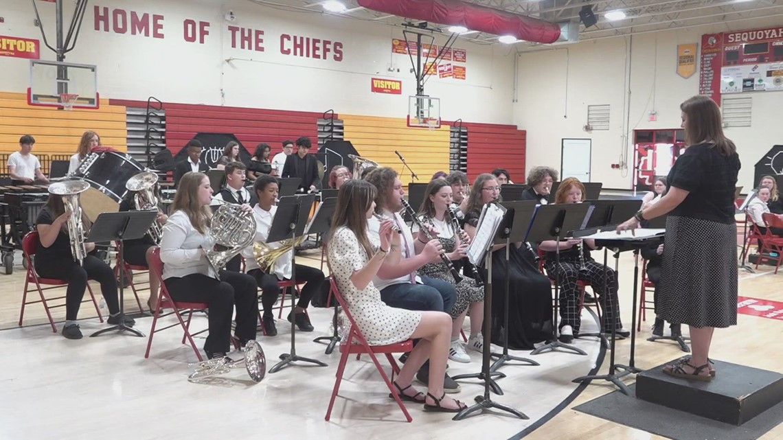 Sequoyah High School band performs after turmoil