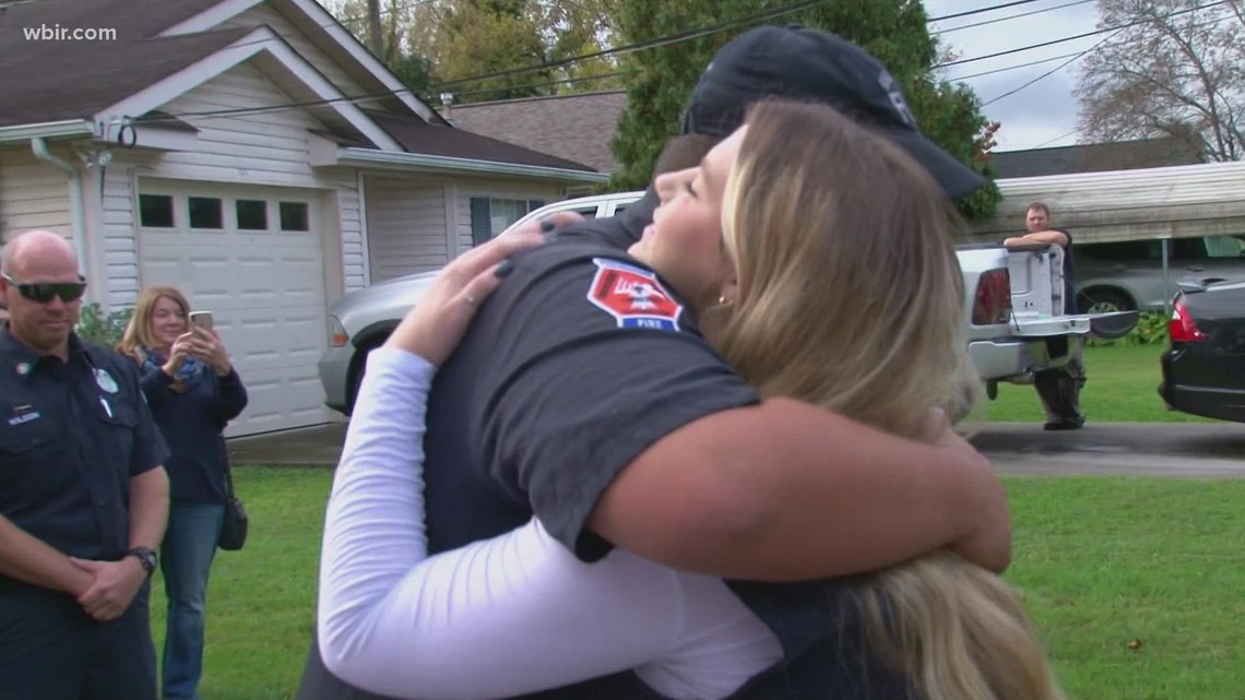 Knox County woman joins mayor to honor rescue officers who saved her life - Vimarsana News