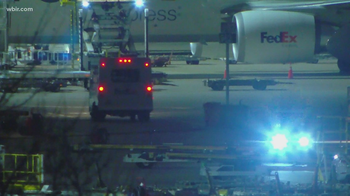 Memphis FedEx worker dies in forklift accident