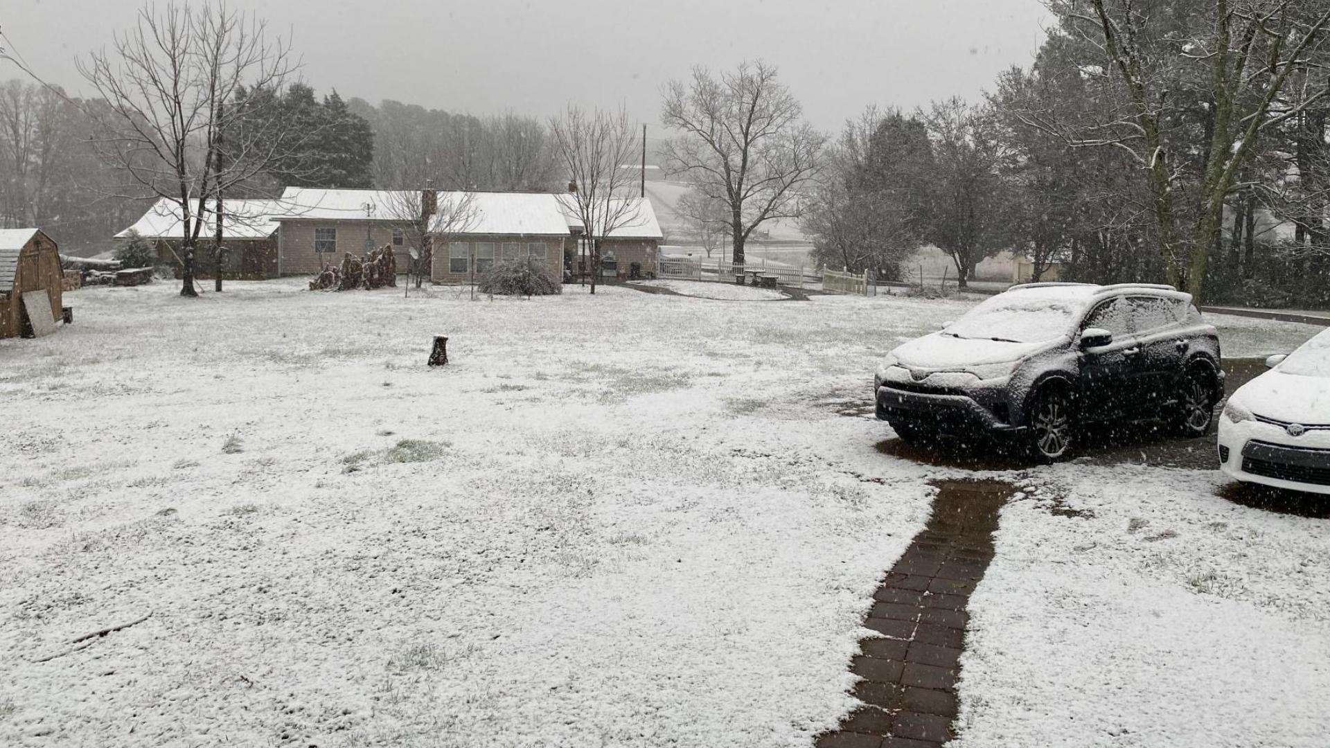 Snow falls across East Tennessee | wbir.com