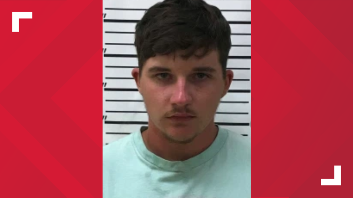 Fentress County man indicted, accused of statutory rape