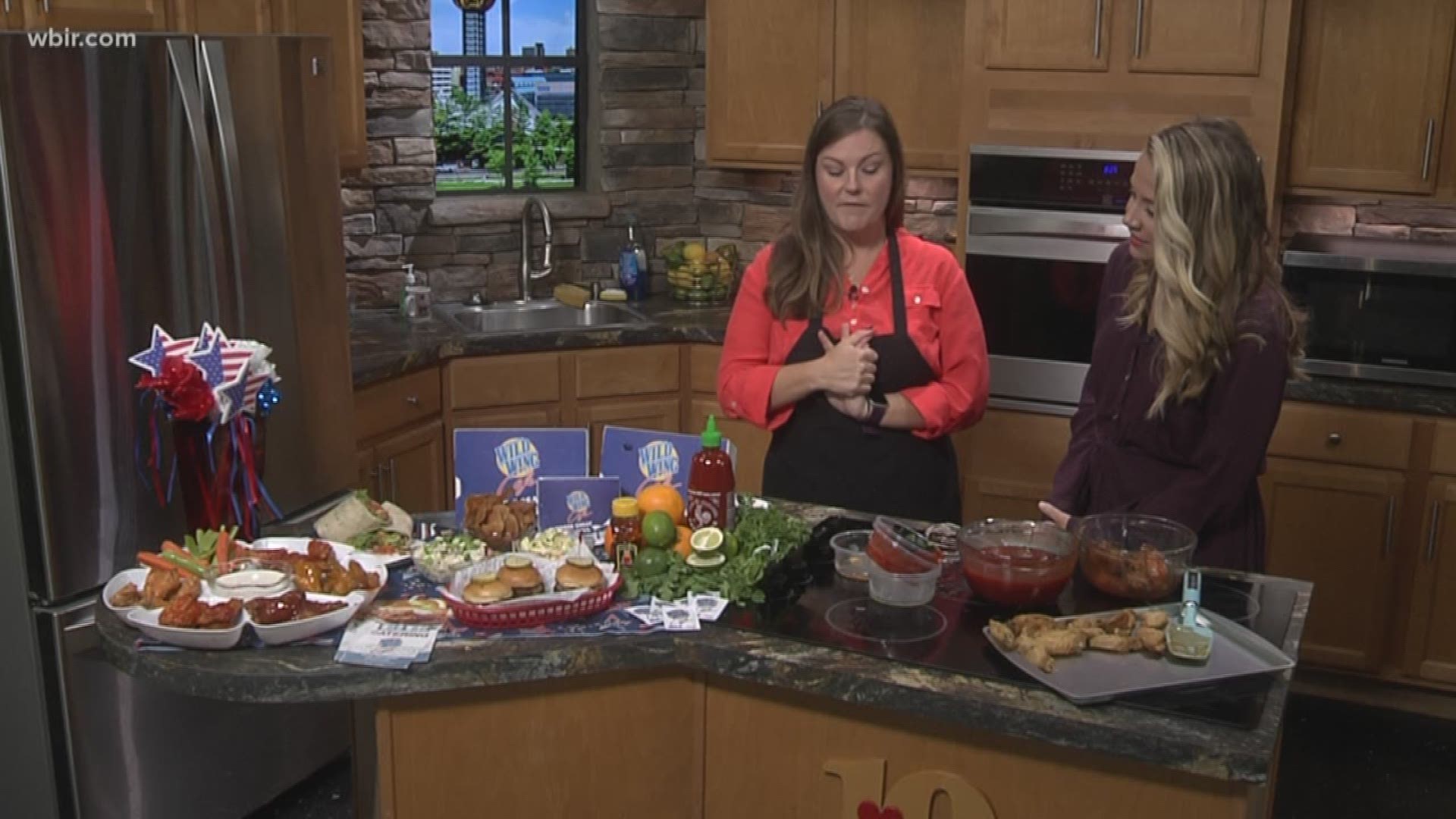 Tiffanie Day from Wild Wing Cafe shows us how to make a honey lime sriracha sauce perfect for pairing with wings.