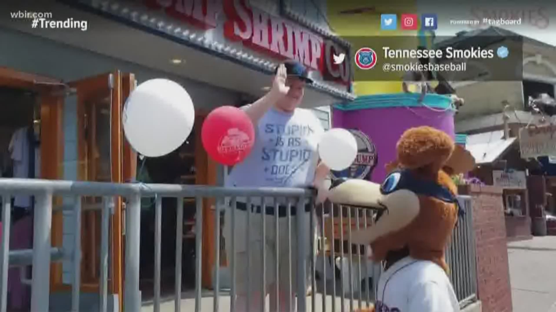 Homer and the Rally Ranger took to the streets of Gatlinburg singing one of the hottest song of the year.