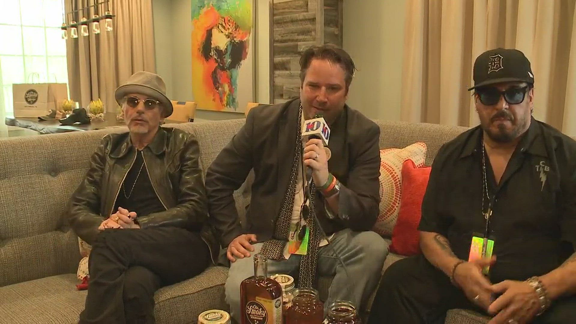 Full interview with Billy Bob Thornton and the Boxmasters