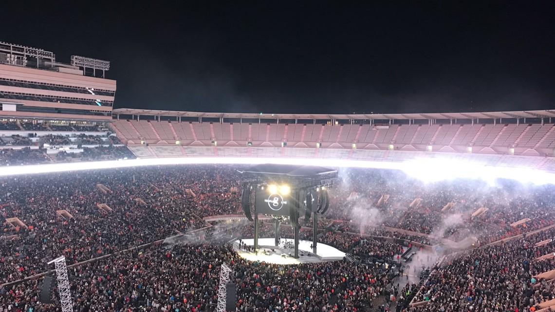 Garth Brooks' Neyland Stadium show breaks record for largest stadium