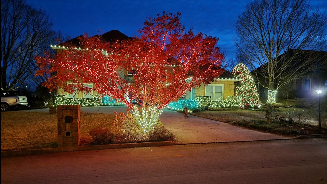 Where can I see Christmas lights in East Tennessee?