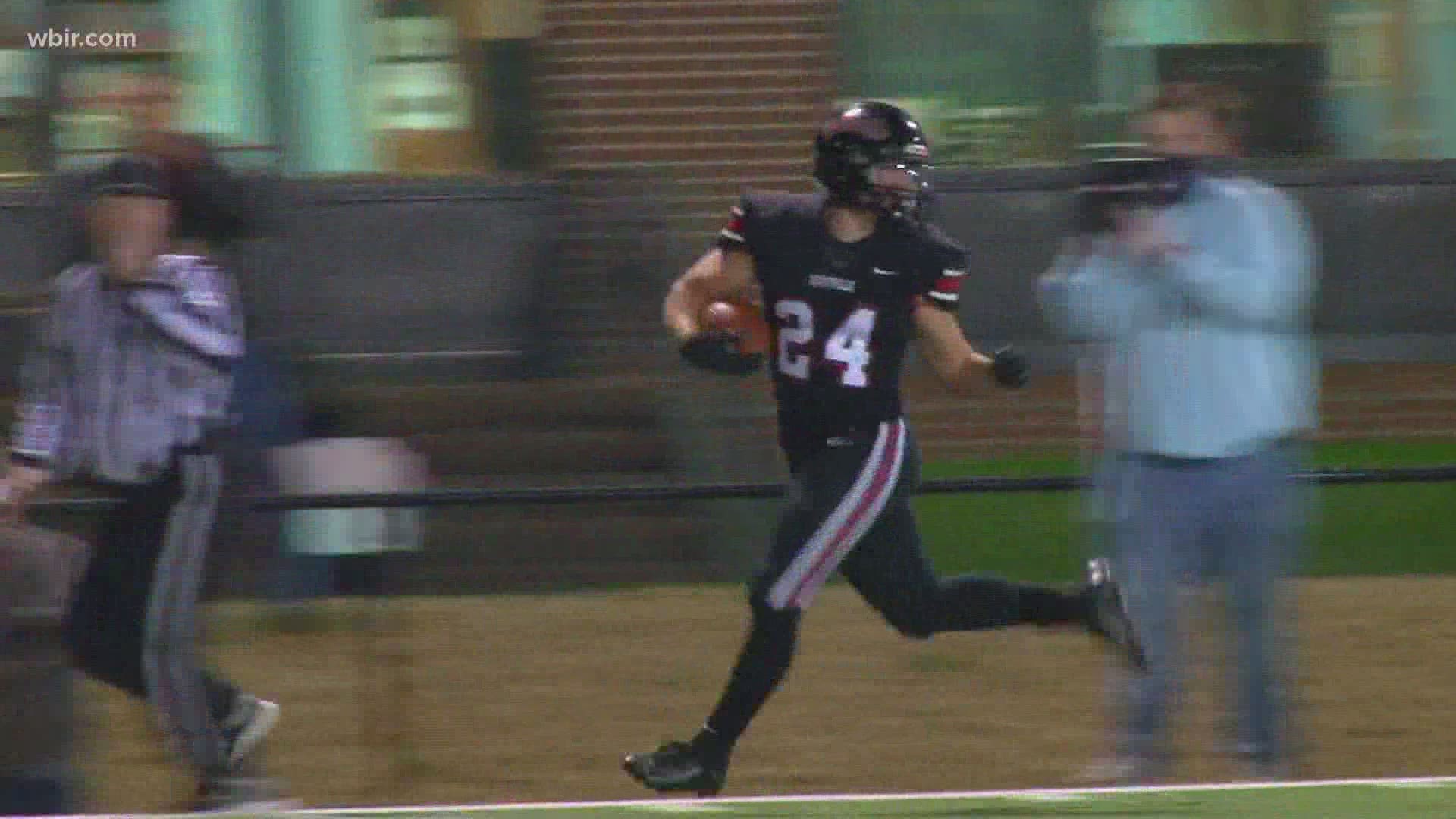 Maryville hangs on to beat Dobyns-Bennett at home in the quarterfinals.