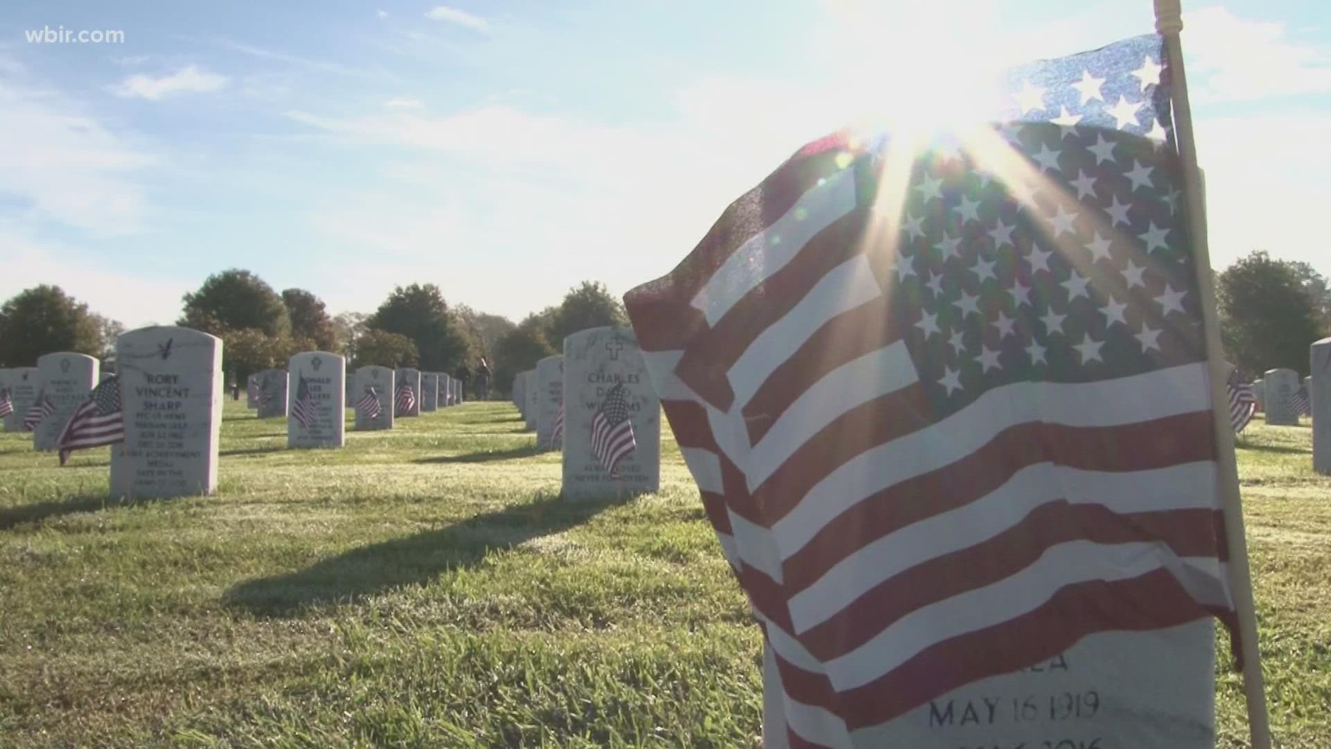 Hundreds of people showed up at the John Sevier Highway State Cemetery Saturday morning to pay respects to veterans.