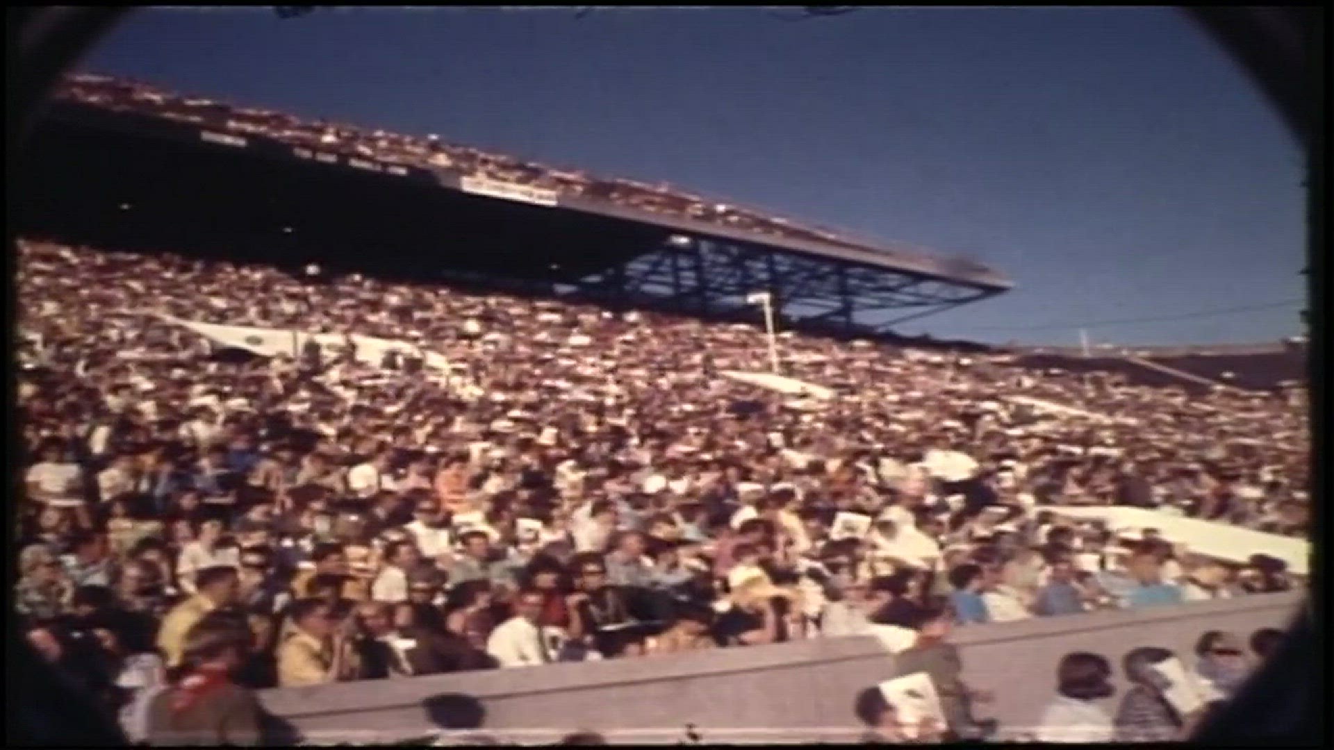 Video of the 1970 10-day crusade at Neyland Stadium in Knoxville. (No sound.)