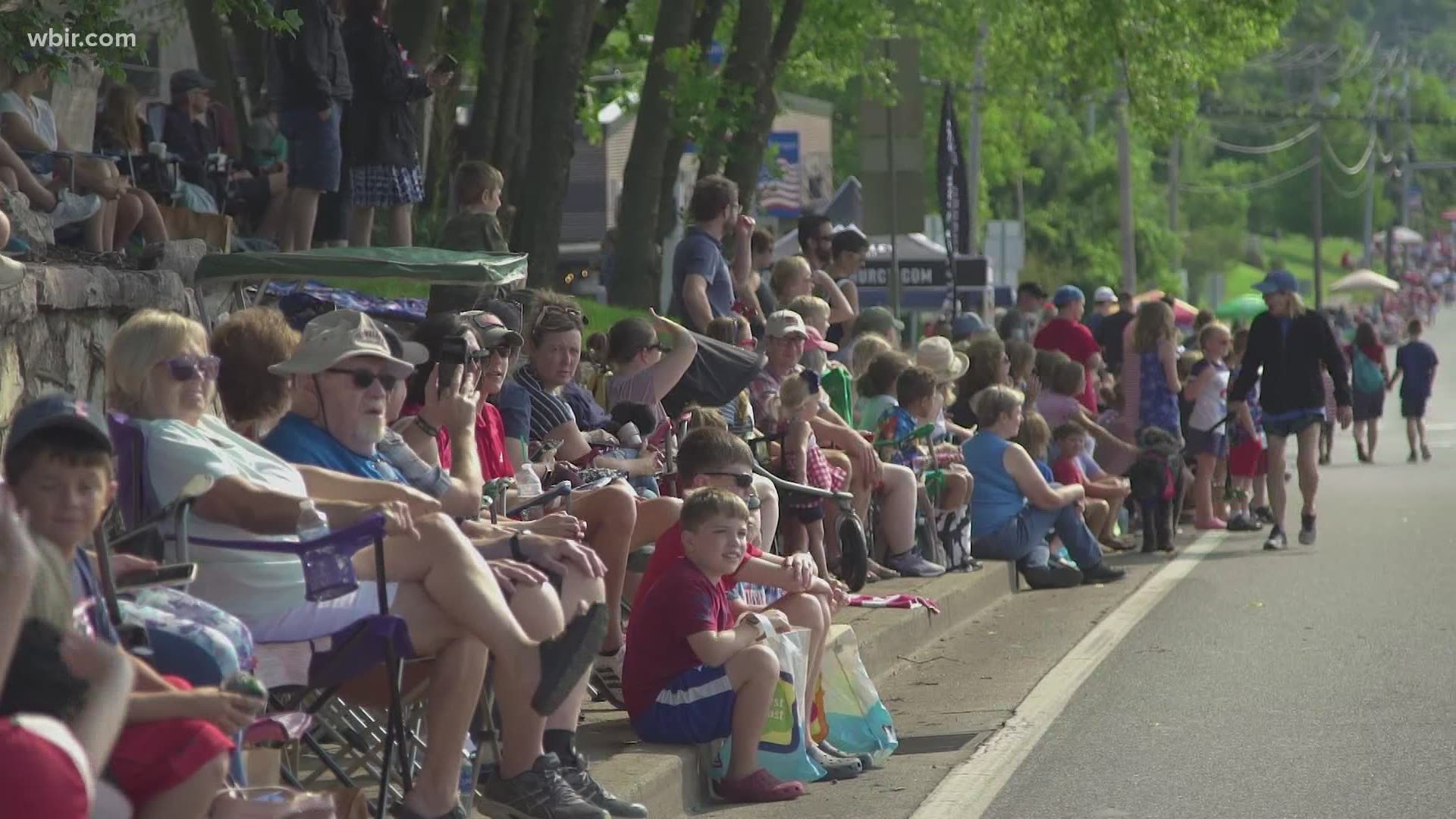 Floats cruised down roads in Farragut and Powell on Saturday for Independence Day celebrations.
