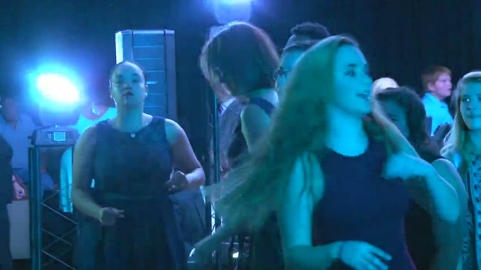 Teen patients danced the night away in Knoxville with the help of a few local celebrities.