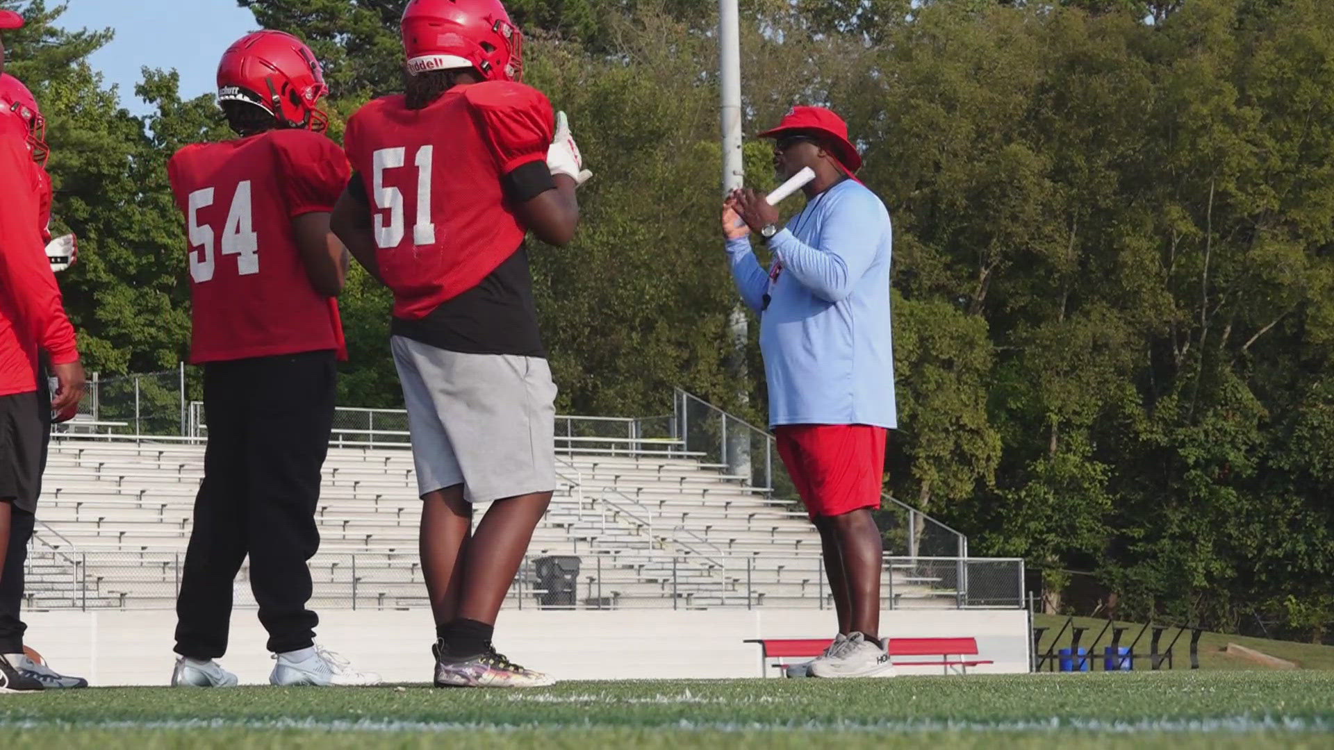 Austin-East has a new head coach — but he's not unfamiliar with the Roadrunners.